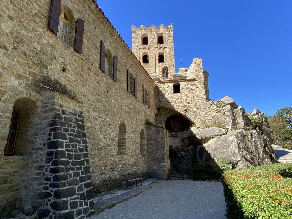 Abbaye St Martin du Canigou