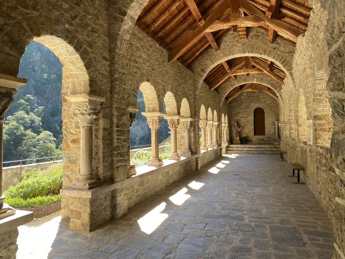 Abbaye St Martin du Canigou