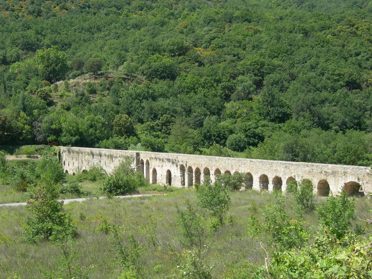 Aqueduc d'Ansignan