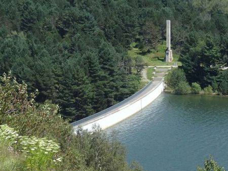 Le barrage de Puyvalador, à Puyvalador