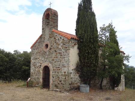 La chapelle de Vallpuig, vue dans son environnement