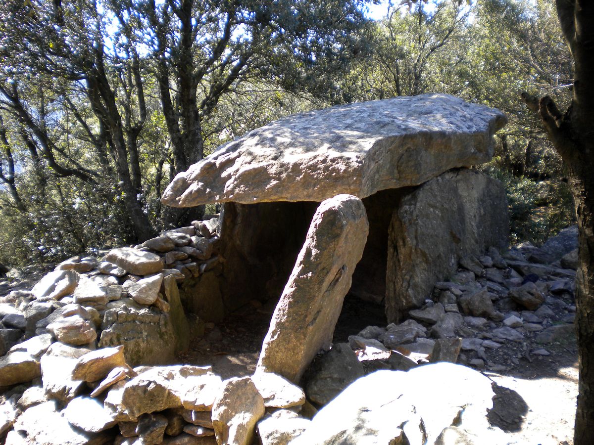 Dolmen de la balma del Moro