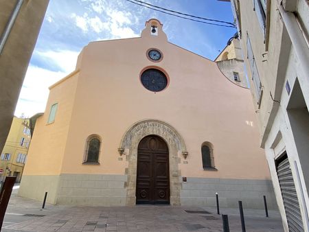 L'église St Matthieu de Perpignan, une église du XIIIe siècle.