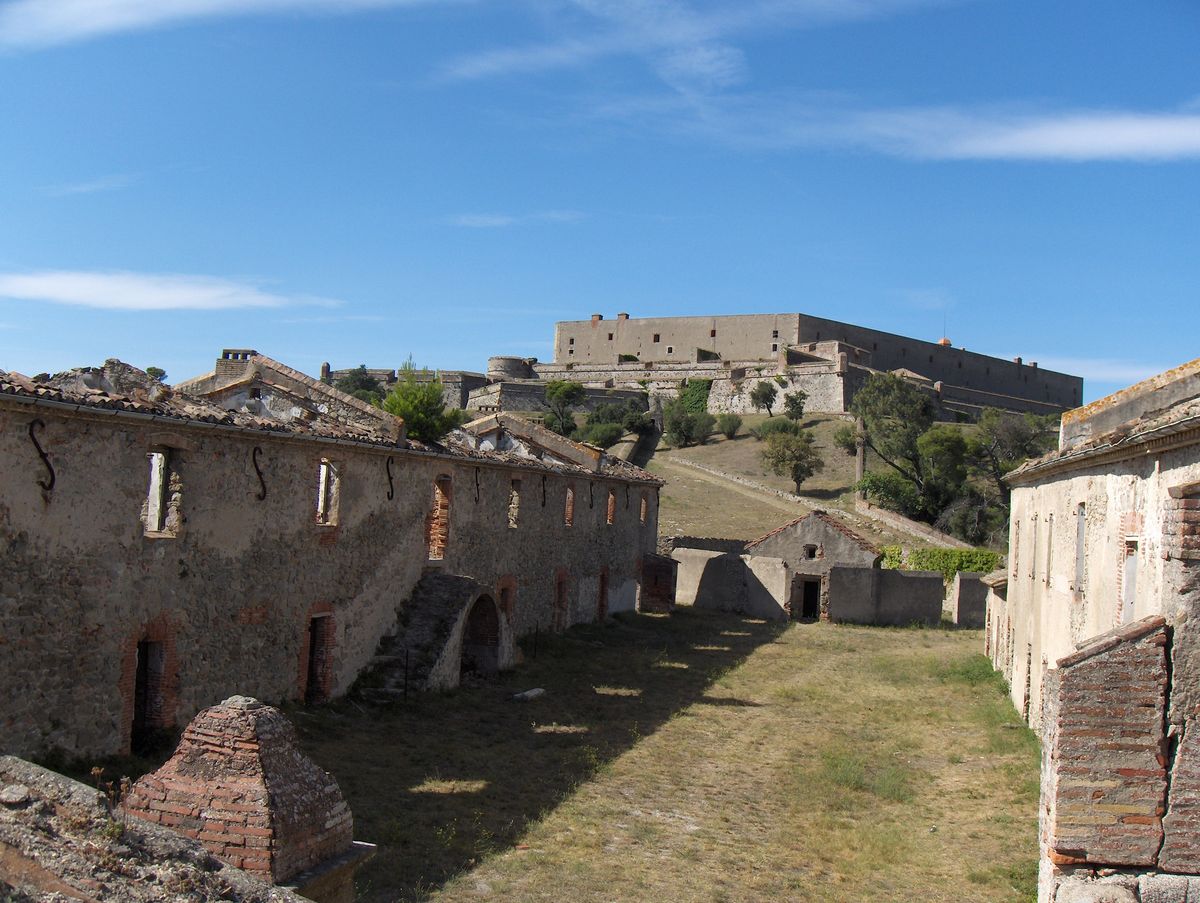 Fort de Bellegarde