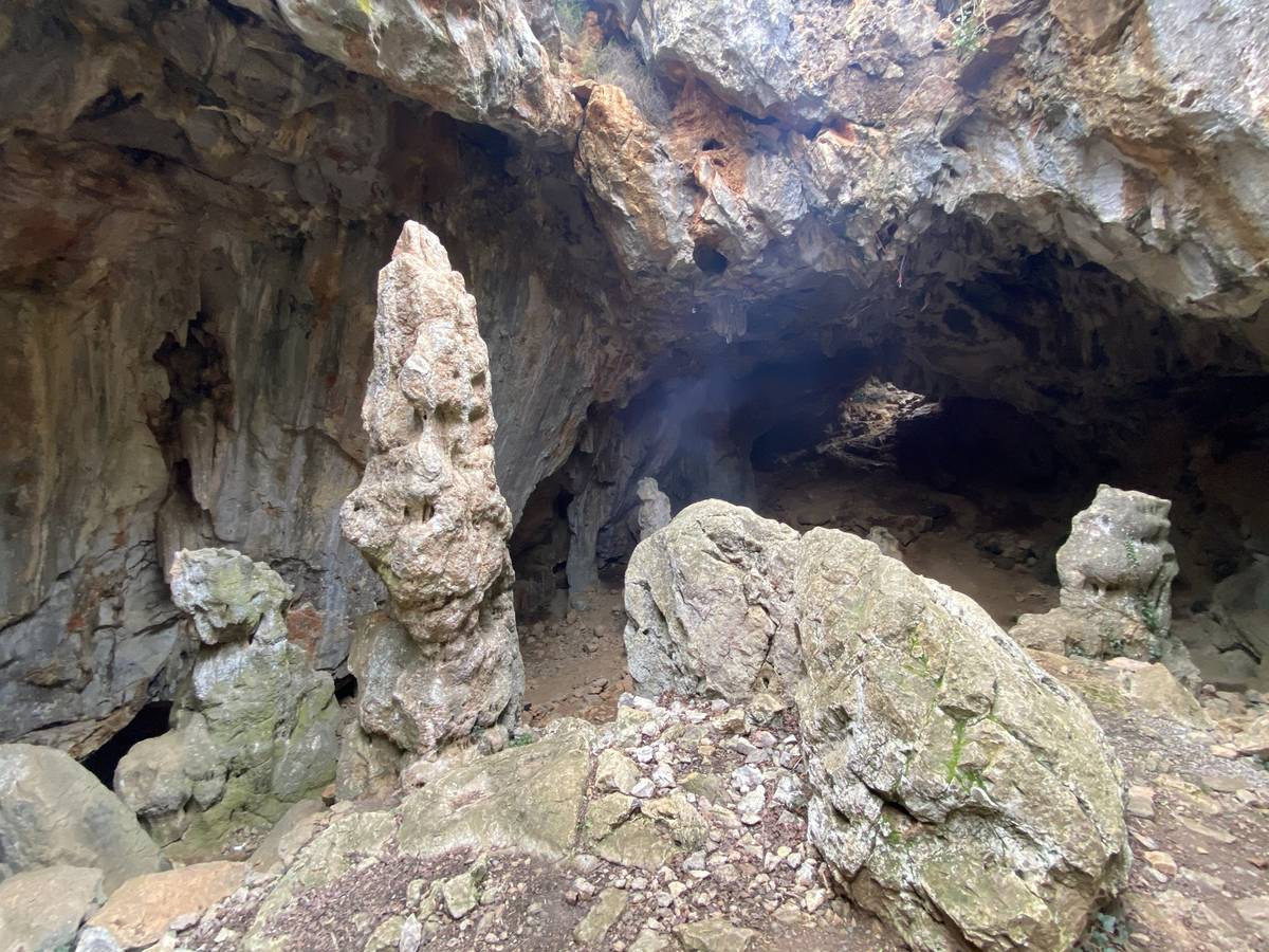 Grottes de Périllos