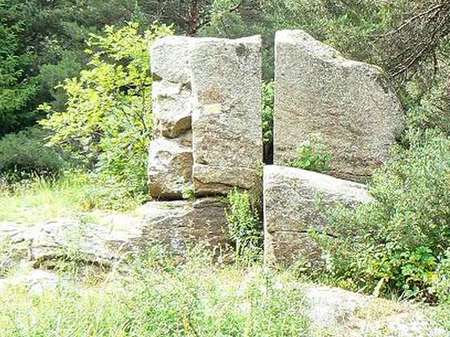 La roque dels Traginers, à Eyne