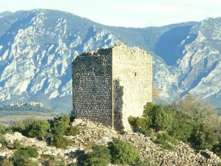 La tour de Lansac, en Fenouillèdes