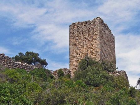 La tour de Trémoine, à Rasiguères