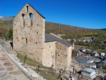 L'église St André, l'église historique d'Angoustrine