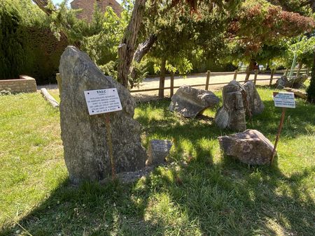 Le parcours géologique, à Montbolo.