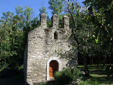 La chapelle Saint-Jean-de-Seners, sur le territoire d'Estoher