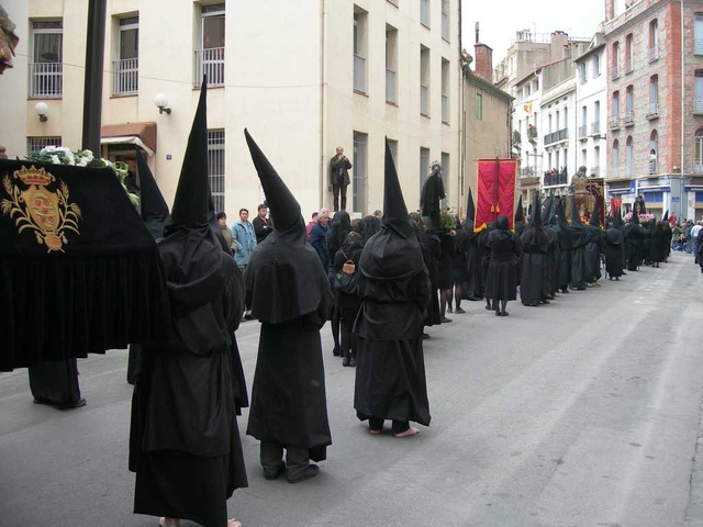 Pénitents à la procession de la Sanch